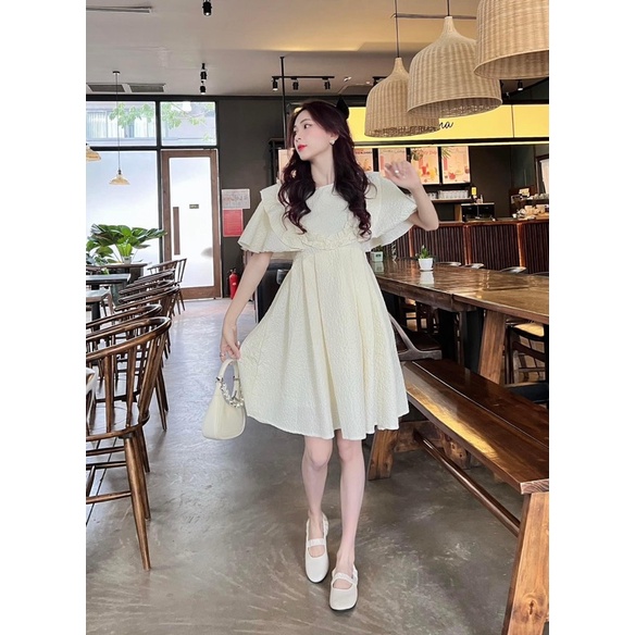 ĐẦM KEM XỐP CỔ BÈO TAY TIÊN