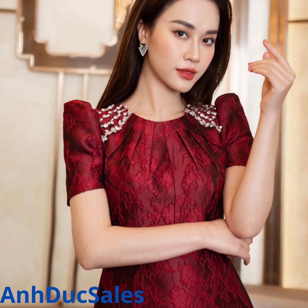 Đầm Dự Tiệc Cao Cấp , Đầm Nữ Cổ Tròn Mí Cổ Nổi Kèm Đính Đá Phong Cách Qúy Tộc Thời Thượng.