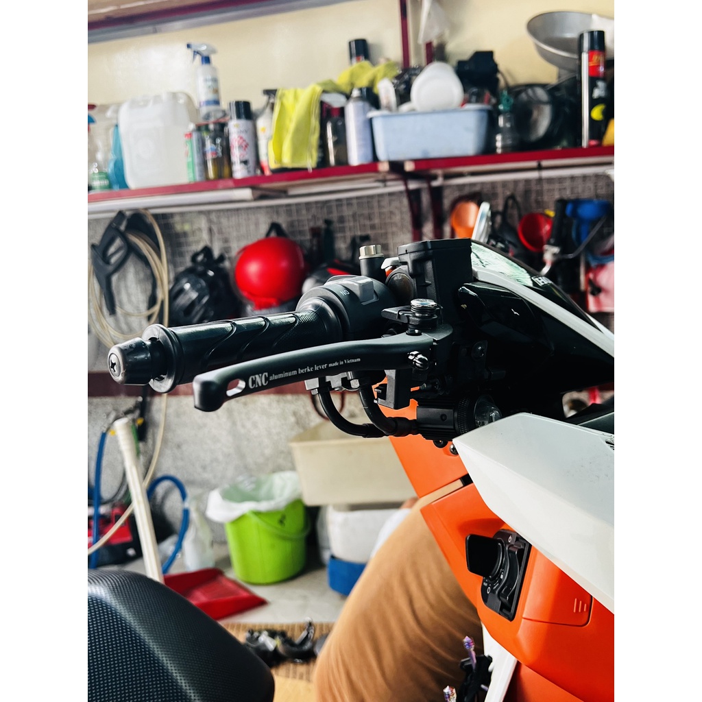 CẶP TAY THẮNG CNC GẮN CHO XE SH ĐEN NHÁM