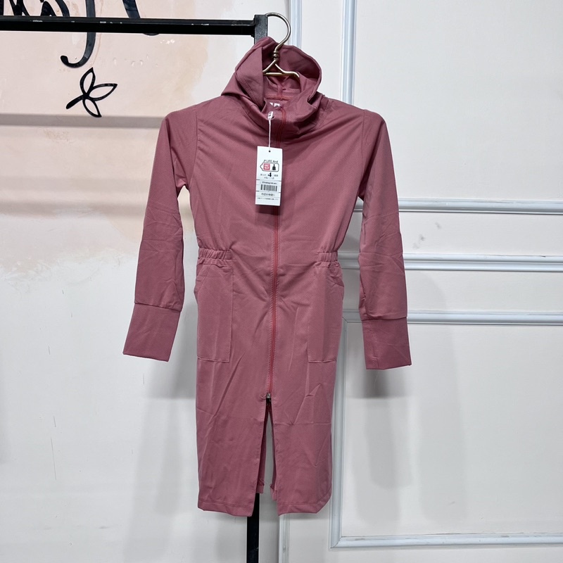 Áo chống nắng dài cho bé gái từ 20 đến 35 kg.