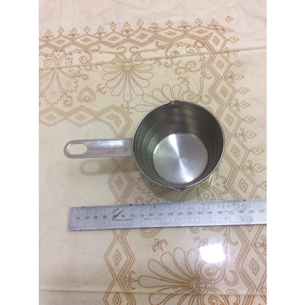 ca inox có vạch chia