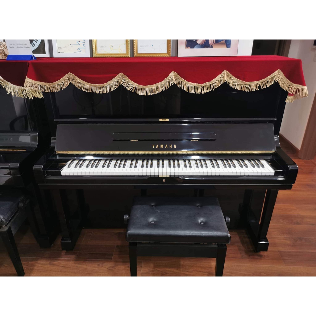 Piano Yamaha U3H serial 30