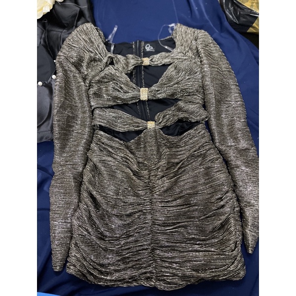 ĐẦM BODY NHŨ CUT EO