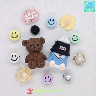 Bộ Sticker Gấu Teddy Nâu 2 Trang Trí Dép Cross Sticker, Jibbitz, Charm 3D Trang Trí Dép Sục, Gắn Dép Cross Sẵn Nút Gắn
