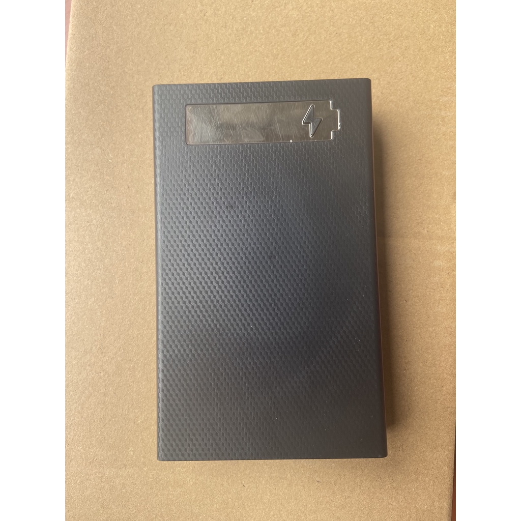 Box sạc dự phòng 5 cell 18650