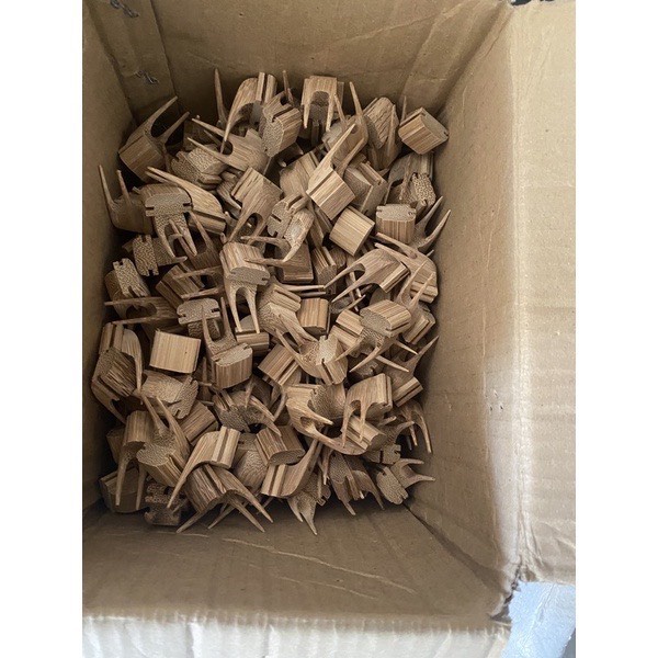 Xiên chuối tre già cao cấp cho chim chào mào, chim khuyên, xiên hoa quả cho chim cao cấp