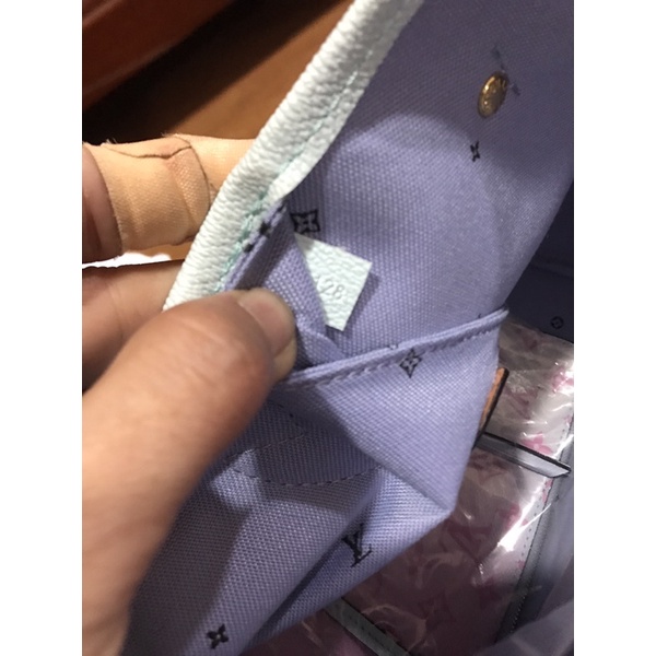 Túi tote nevefuf ombre cod