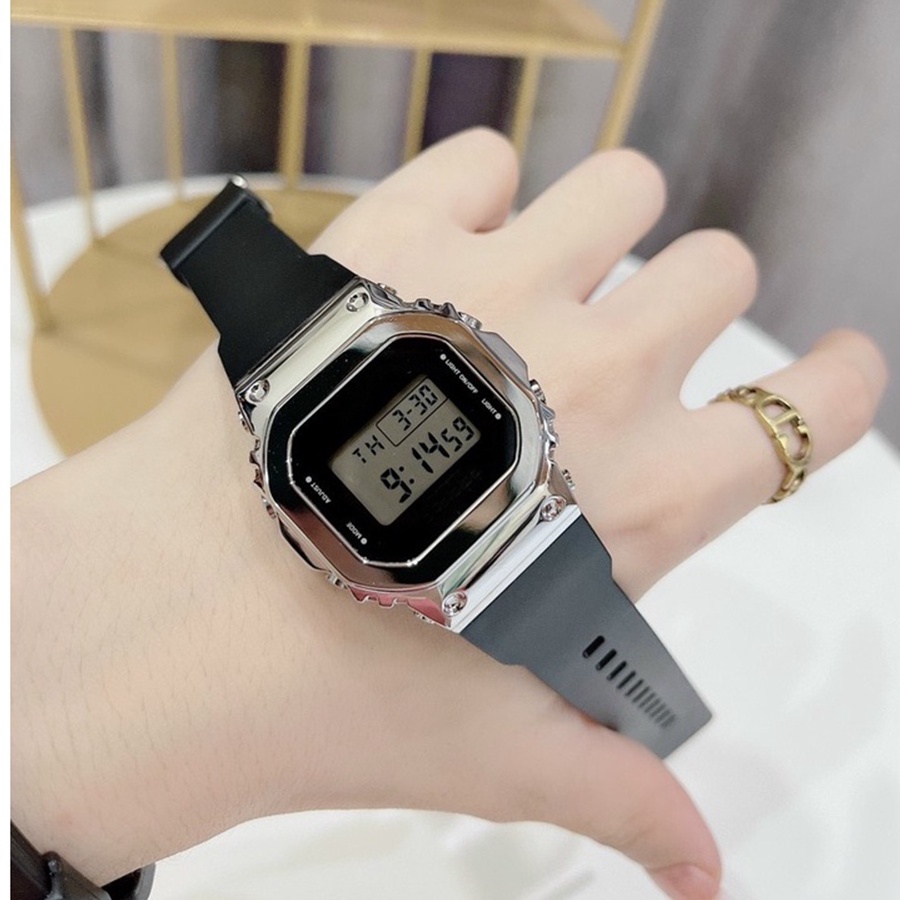 Đồng hồ điện tử nam S5600 Vỏ Thép Kiểu Dáng Sang Trọng, Thể Thao, Đầy Đủ Tính Năng