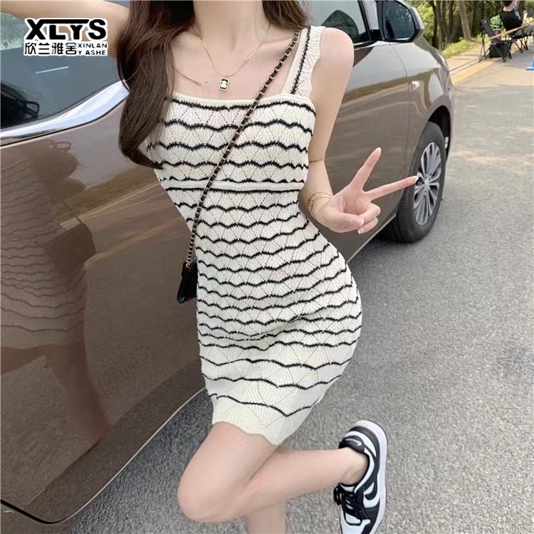 Đầm XINLANYASHE hai dây kẻ sọc thời trang Hàn Quốc mới cho nữ