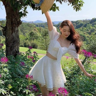 Set áo ren nơ ngực và chân váy xoè tapta