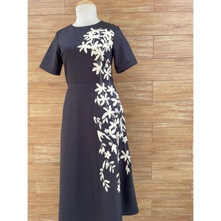 Đầm Talbots nền đen lá vàng 🍀🍀🍀
