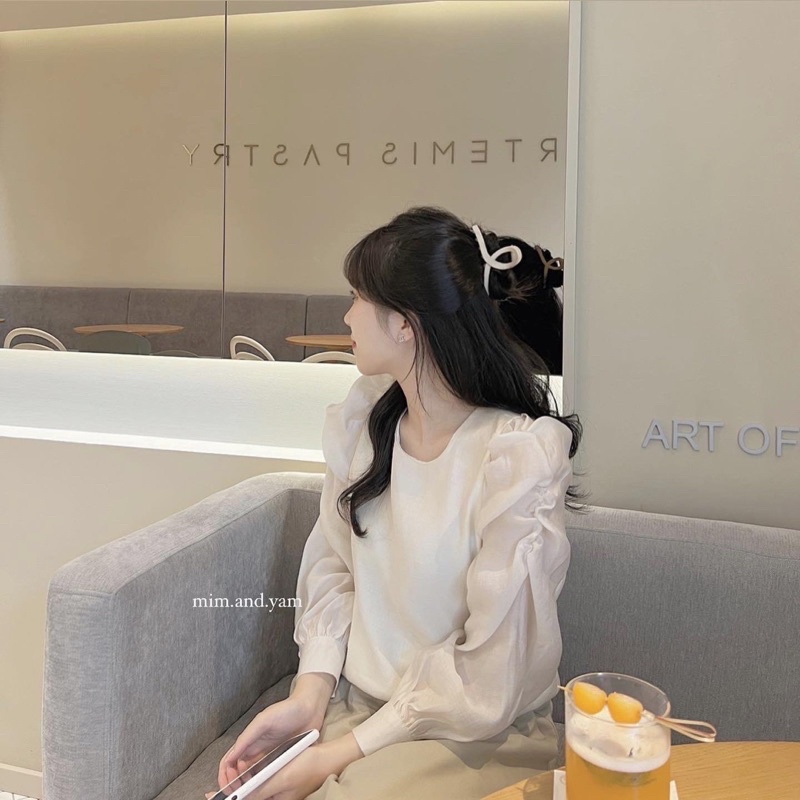 Áo tơ tay nhún & Chân váy thô kèm thắt lưng be