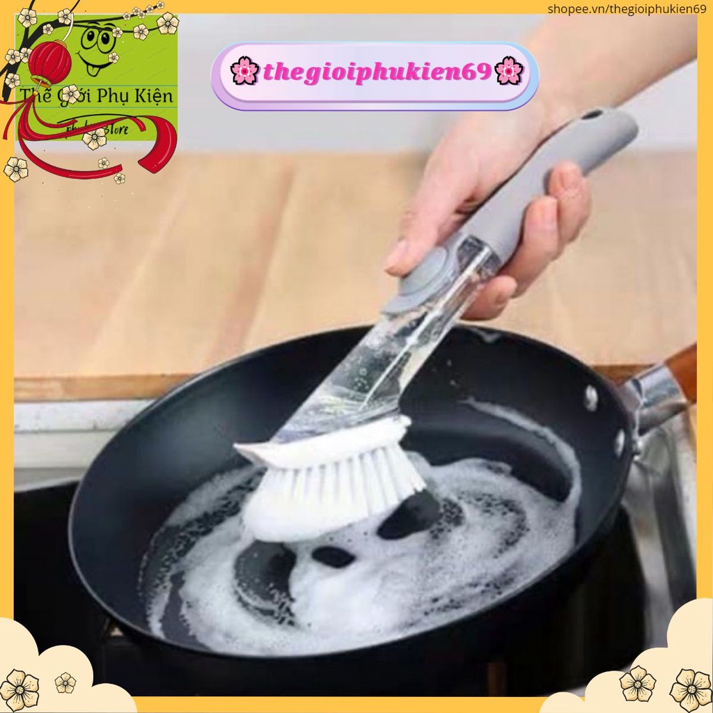 Bàn chải nhựa chà sàn đa năng cán dài tự động xịt nước cây chổi bọt biển cọ rửa nhà bếp phòng tắm vệ sinh