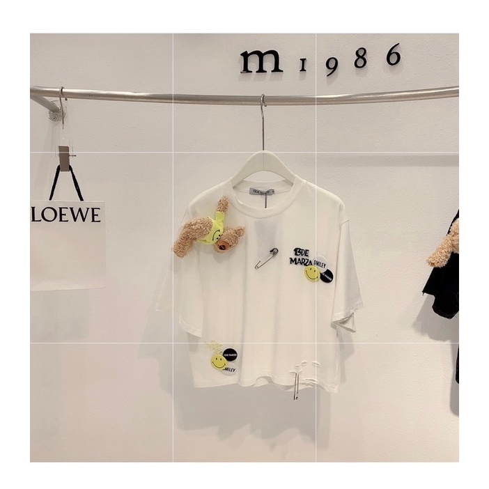 Áo croptop kèm gấu + sticker