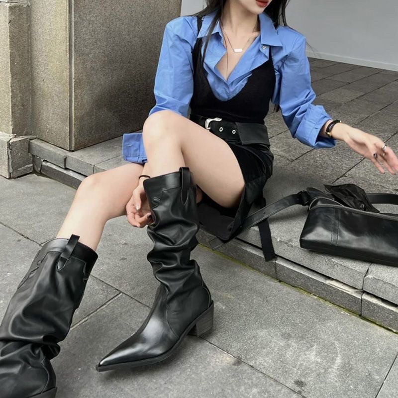 Giày boot nữ cao bồi mũi nhọn cổ nhăn da bóng cá tính