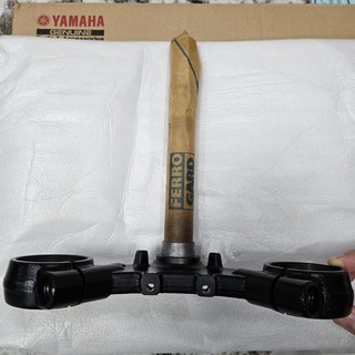 Chảng ba Vai dưới Yamaha R15v3 chính hãng nhập khẩu Indonesia