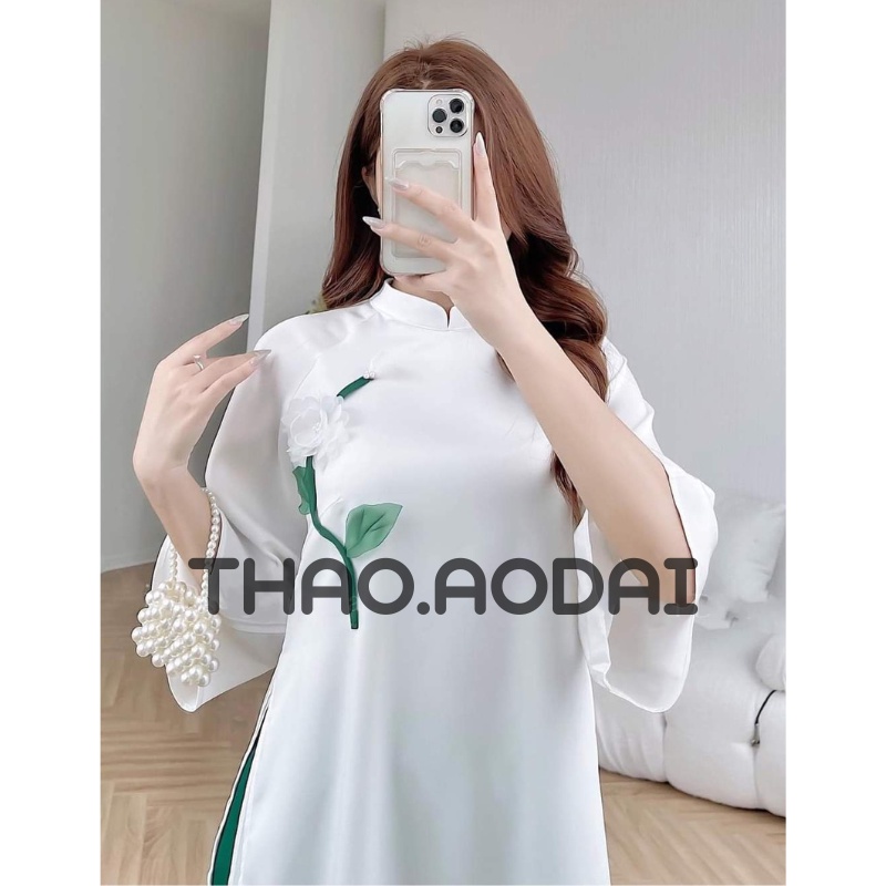 Áo Dài Cách Tân 4 Tà Xuông Lụa Tay Lỡ Đính Kết Hoa Trước Ngực Xiêu Sinh Cho Các Nàng