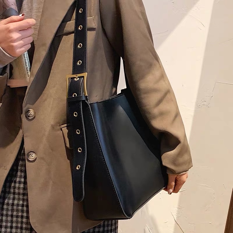 Túi Tote Da Dây Đeo Có Nấc Tuỳ Chỉnh Hàng Da Dày Dặn- TAMATA | BigBuy360 - bigbuy360.vn