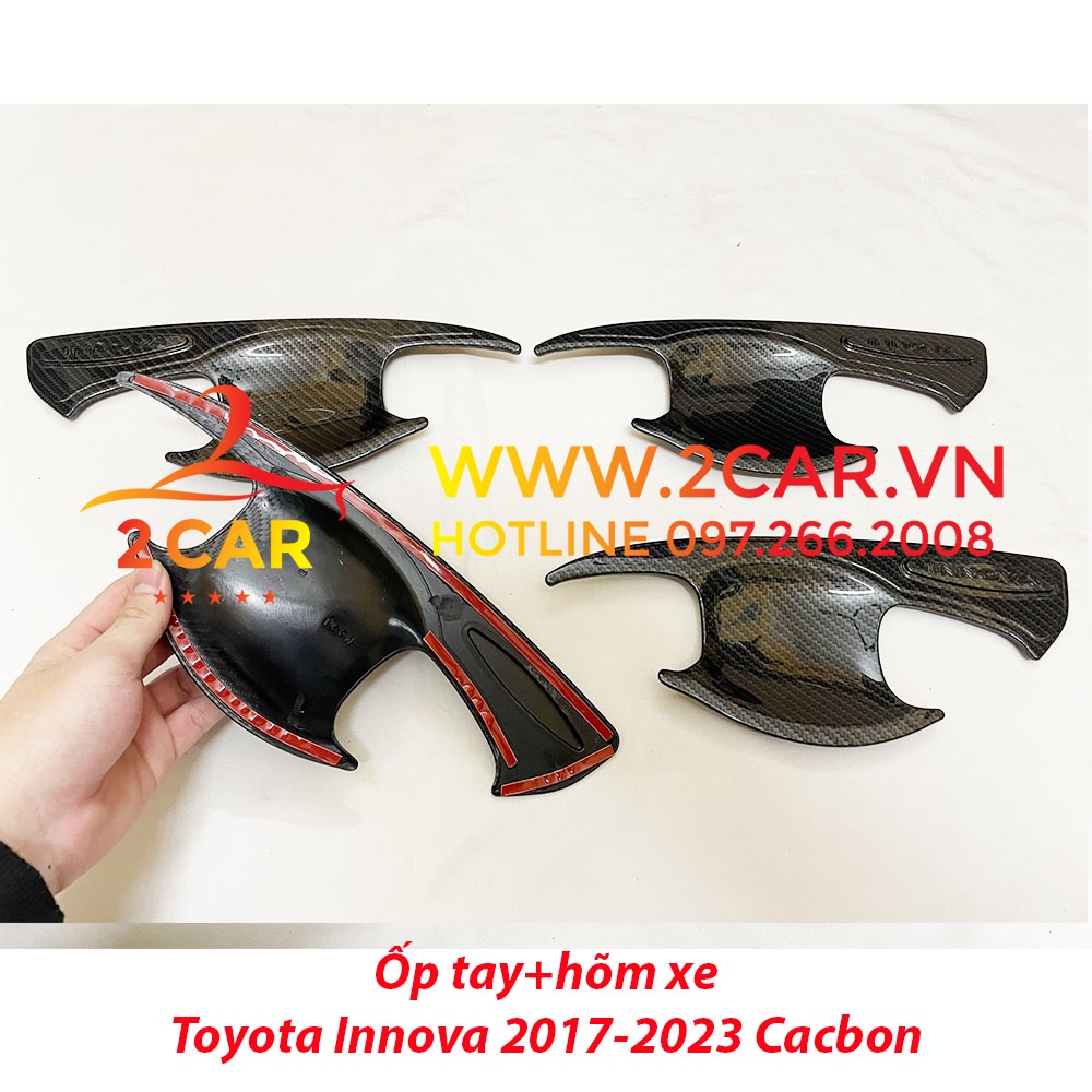 Ốp Tay Nắm, Hõm Cửa CARBON xe Innova 2017 2018 2019 2020 2021 2022 2023 vân cacbon cao cấp