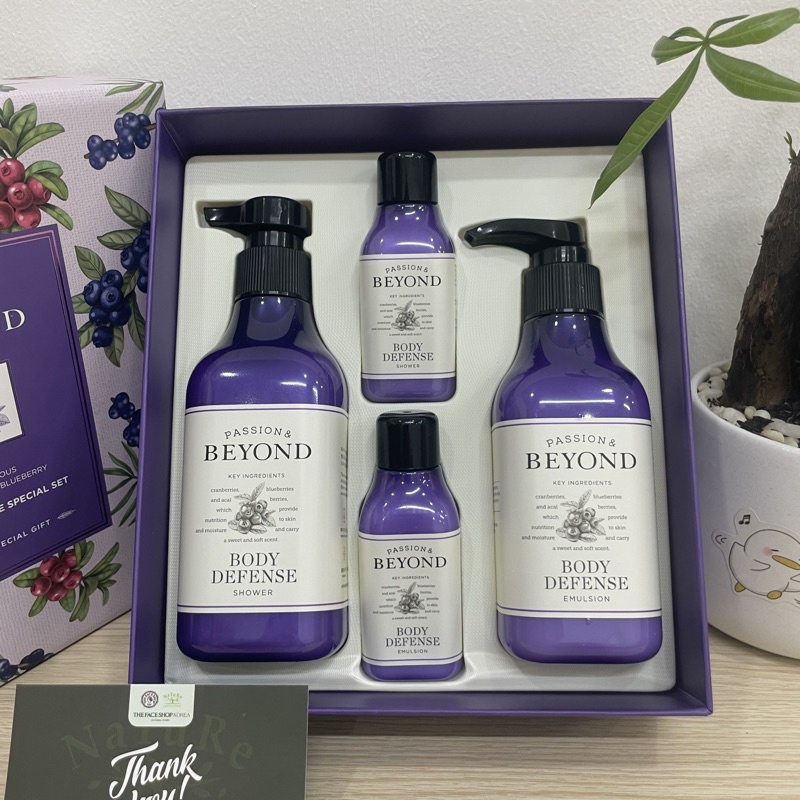 Bộ chăm sóc cơ thể sữa dưỡng gel tắm hương việt quất tươi mát Beyond Defense Body Set 4 sản phẩm