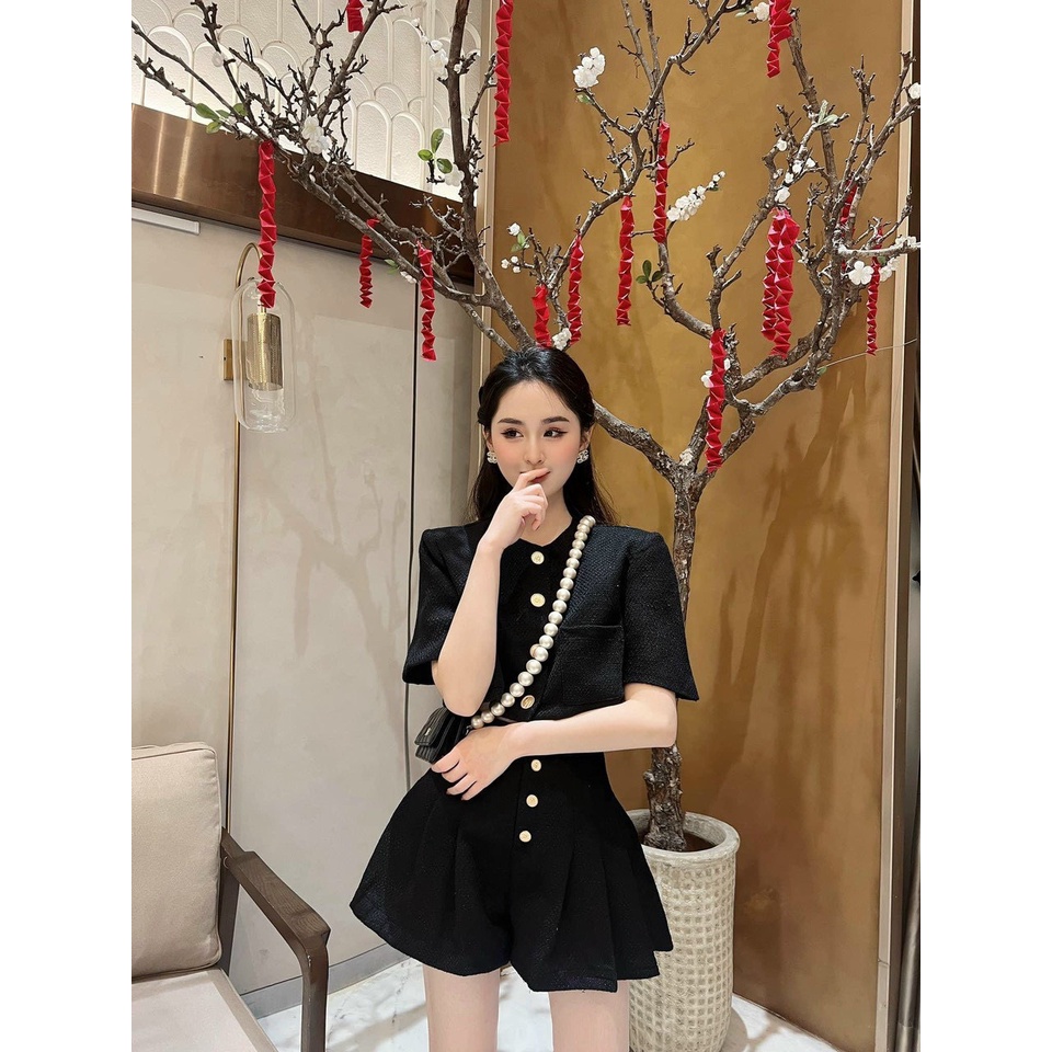 Set bộ kiểu sơ mi cổ tròn from crotop tay ngắn kèm quần ống to xếp dạng váy vải lennin kèm ảnh thật