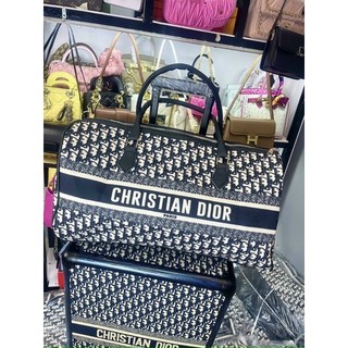 Túi trống du lịch di.or size đại da thêu chữ