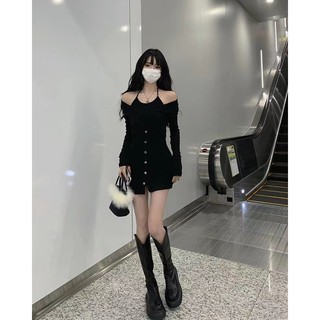 Đầm nữ đen cổ yếm siêu tôn dáng cho các nàng đi chơi