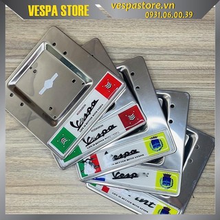 Khung đế gắn biển số inox xe vespa piaggo có logo