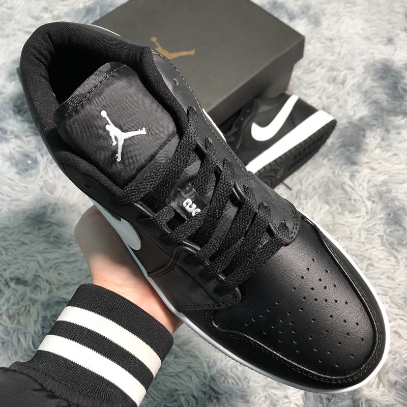 Giày thể thao nam nữ Jordan 1 Low Black White hàng 1:1 chuẩn