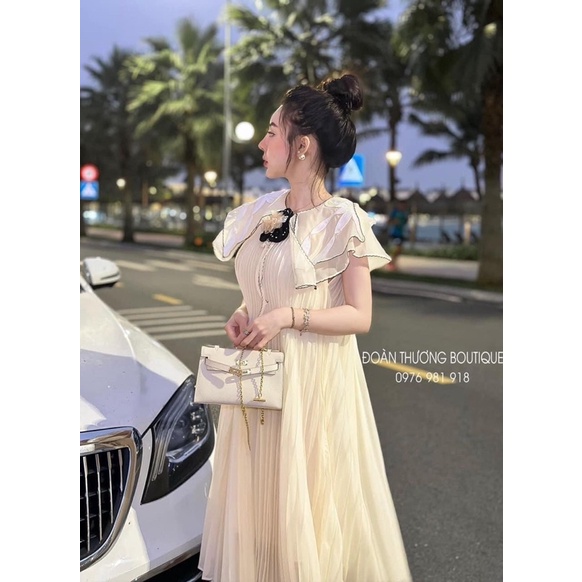Váy dập ly kèm nơ ngực