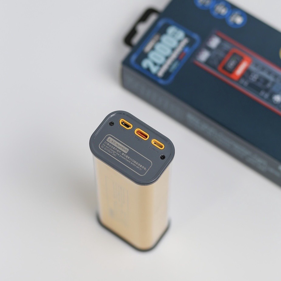 Pin Sạc Dự Phòng 20.000mAh Remax RPP-689 Thiết Kế Trong Suốt,Hỗ Trợ Sạc Nhanh PD 65W - Đủ 3 Cổng Type-c,Micro, Lightning