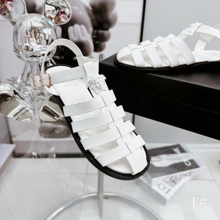 Sandal giọ vs tag đen đế bằng fullbox