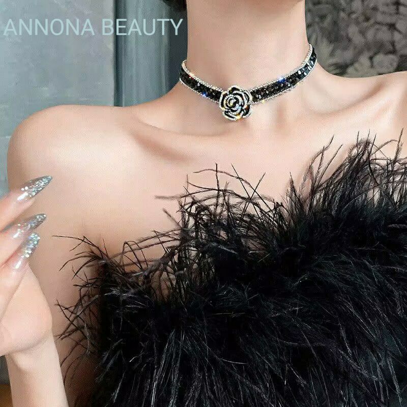 BỘ TRANG SỨC HOA HỒNG ĐEN ĐÍNH ĐÁ