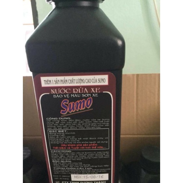 Nước rửa xe sumo 1lít