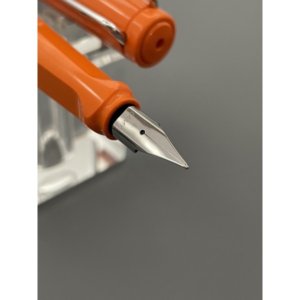 Bút máy Lamy Safari - 450.88932