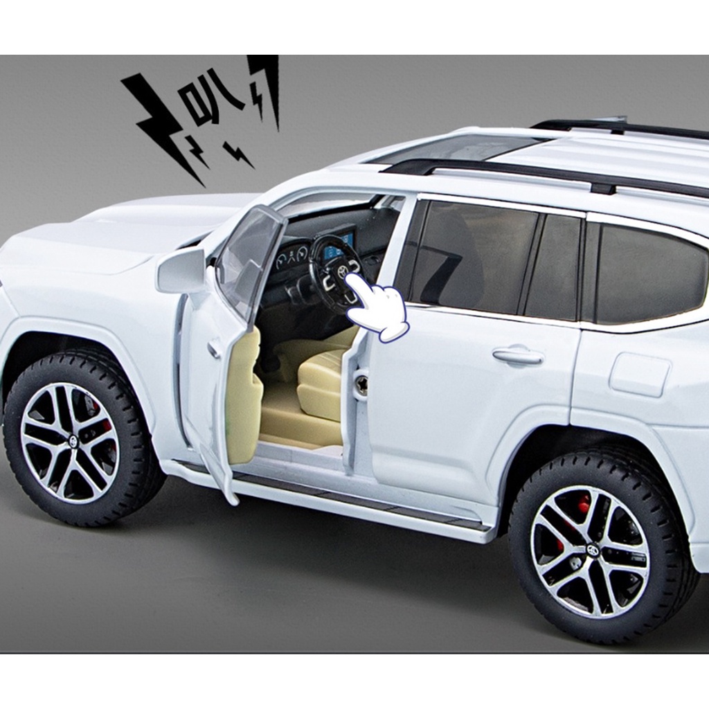 Xe mô hình sắt Toyota LandCruiser LC300 TẶNG KÈM BIỂN SỐ tỉ lệ 1:24 hãng ShengRun 3 màu