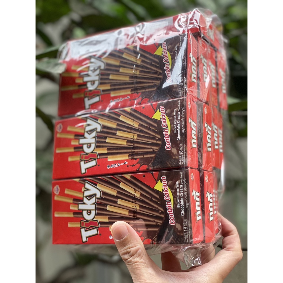 Lốc 13 hộp Bánh que Ticky kem Thái Lan (hộp 20g - 6 que)