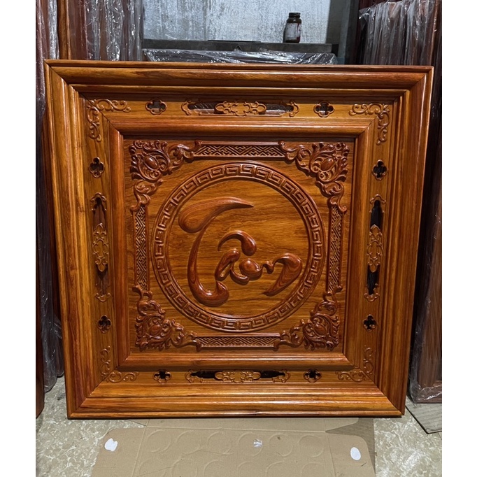 Tranh chữ TÂM vuông 60cm gỗ hương đá