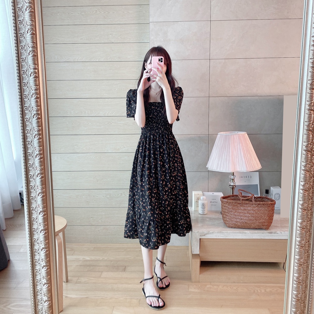 (ORDER) Váy cổ vuông ngắn tay hoa nhí màu đen thun ngực bo eo xòe dài điệu đà nhẹ nhàng MORAN (hàng QCL1)