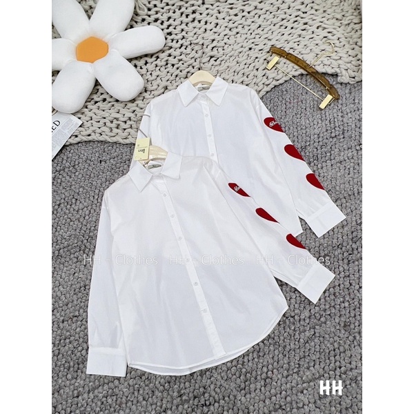 Áo sơ mi 3 tim đỏ in tay trái TTA977