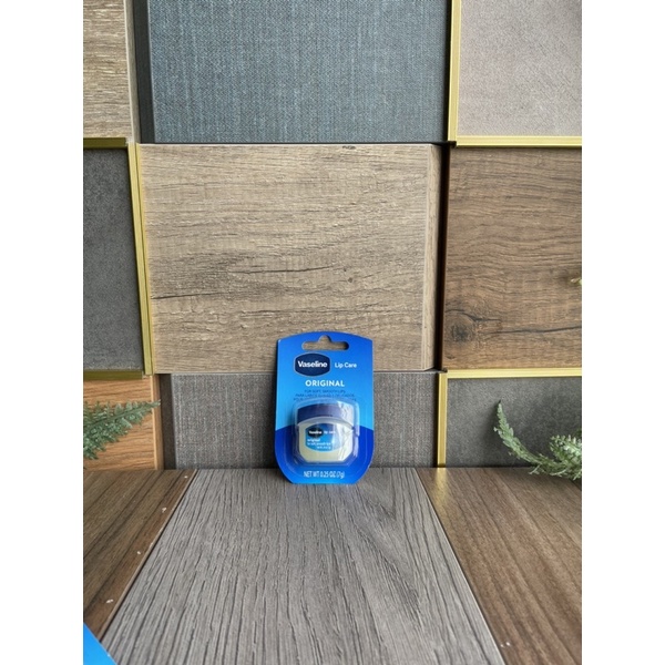 Son dưỡng mềm môi vaseline 7g của Mỹ
