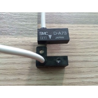 Cảm biến từ sensor smc d-a73 dùng cho xy lanh khí nén