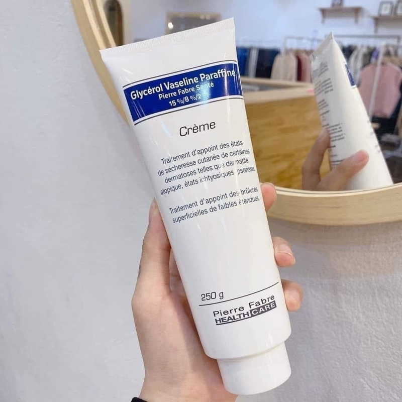 KEM DƯỠNG DA NGỪA NẺ, CHÀM SỮA CHO TRẺ Glycerol Vaseline Paraffine 250g của Pháp