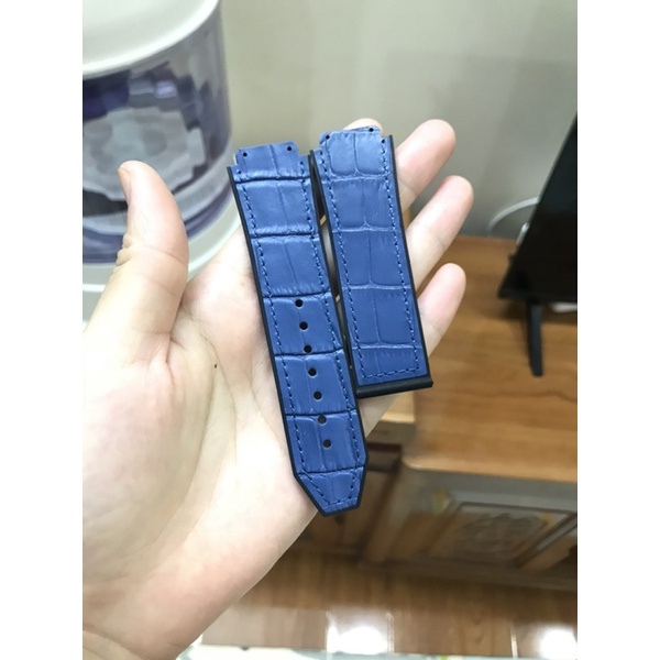 Dây đồng hồ Hublot Nam size mặt 38, size 42 lót da vân xanh dương,loại đẹp,tặng tool thay dây