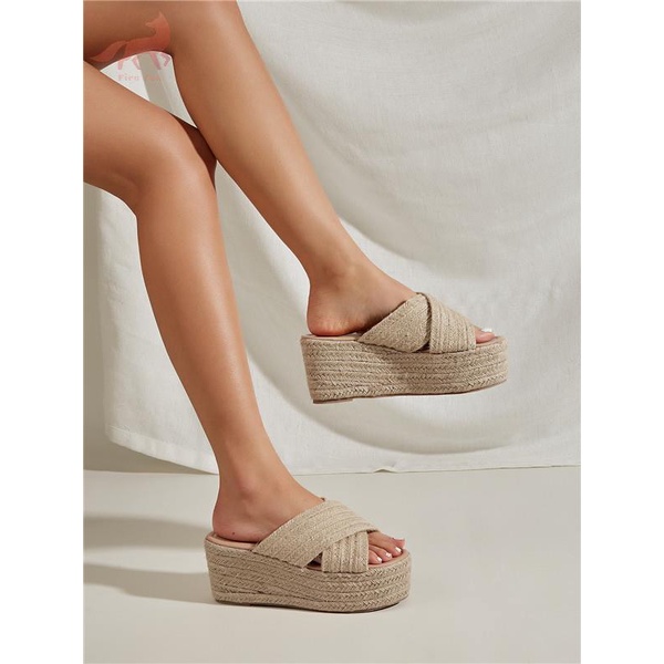 Giày cao gót mới mùa hè 2023 giày nữ đi bên ngoài dép chống trượt màu trơn phiên bản Hàn Quốc dép đế dày hình hoa mai