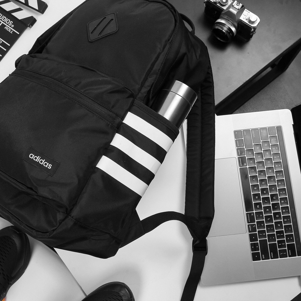 Balo Thời Trang Đi Học Adidas CLASSIC 3-STRIPES 3 EW4843
