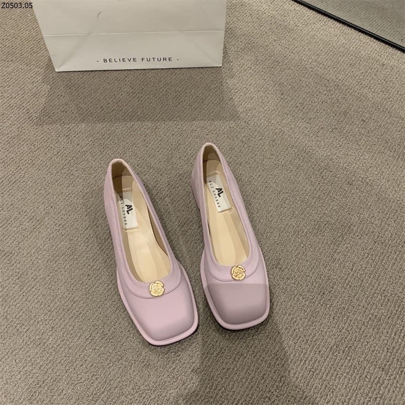 Giầy búp bê mũi vuông gót vuông 3 phân khuy cài hoa trà xinh xắn nhẹ nhàng kiểu dáng Hàn Quốc