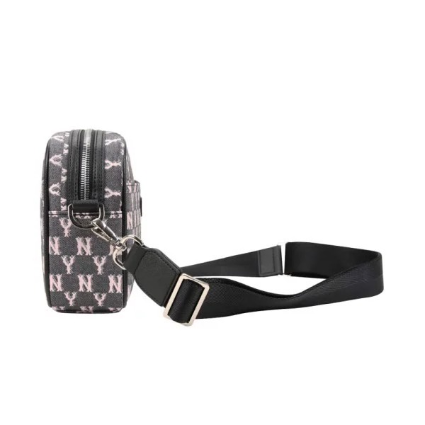 *CHÍNH HÃNG* Túi Đeo Chéo Thời Trang MONOGRAM màu BLACK PINK - Code: 32BGDC011-50L