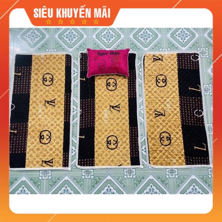 Thảm trải giường lưới cho bé đi học in tên theo yêu cầu Nhóc Sule