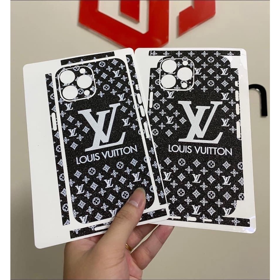 Dán Skin Nhũ đen LV chữ lớn cho Androi và Iphone 5/5s tới 14promax full lưng viền